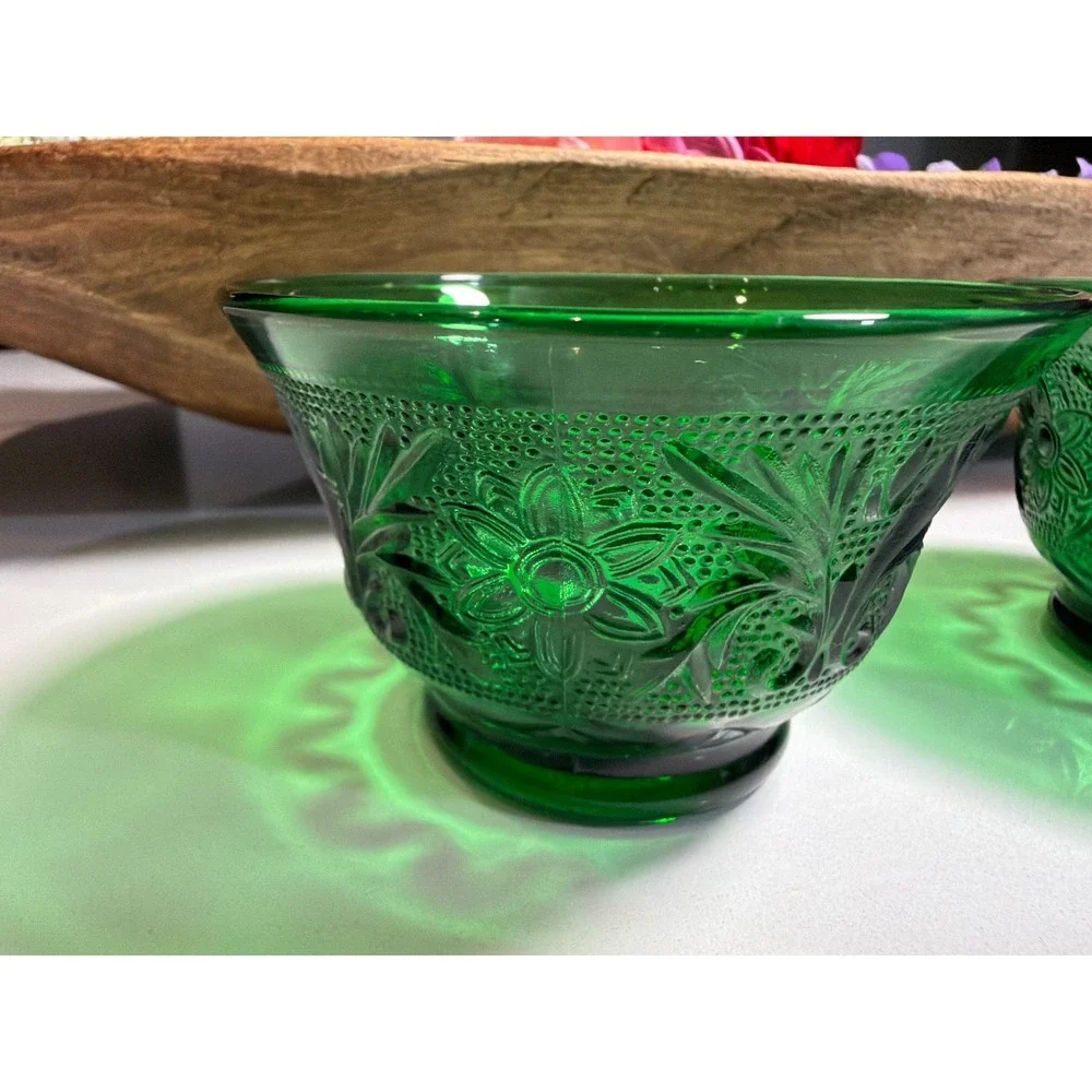 Vintage Emerald Green Glass Floral Pressed‎ Dessert Custard Bowls Set of 2